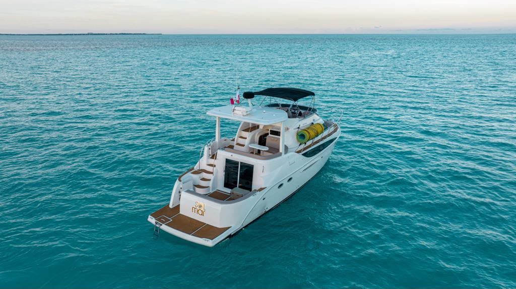 Meridian 50FT, private motor yacht in Cancún