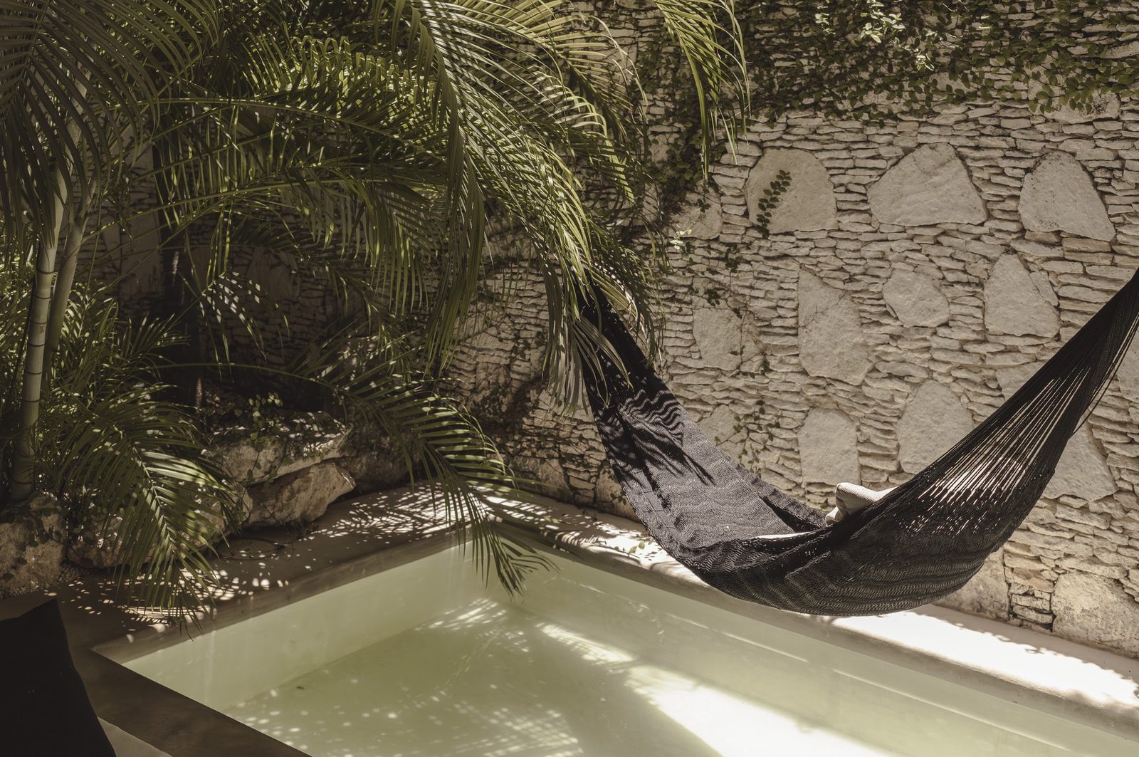 A hammock over the Jacuzzi